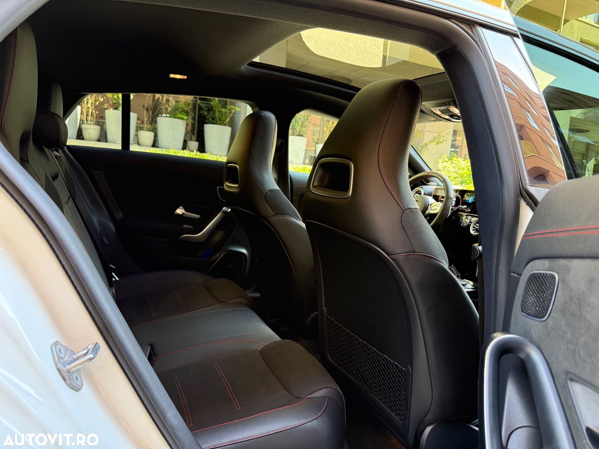Mercedes-Benz CLA AMG 35 4Matic Shooting B AMG Speedshift 7G-DCT - 17