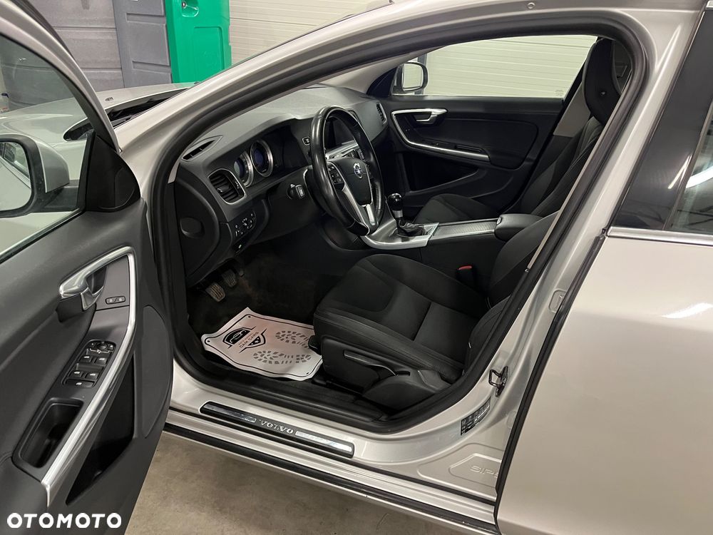 Volvo S60 - 11