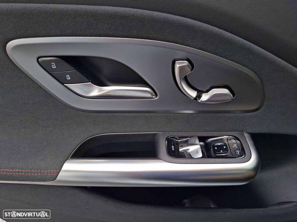 Mercedes-Benz CLA 250+ EQ - 20