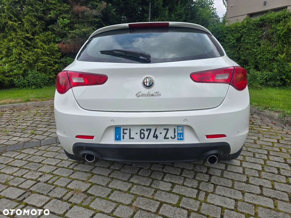 Alfa Romeo Giulietta 2.0 JTDM 16V Turismo - 9