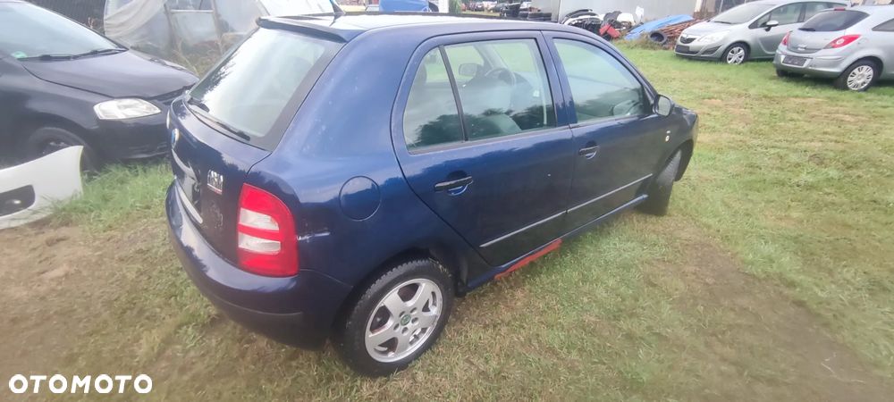 Skoda Fabia 1.4 16V Comfort - 5