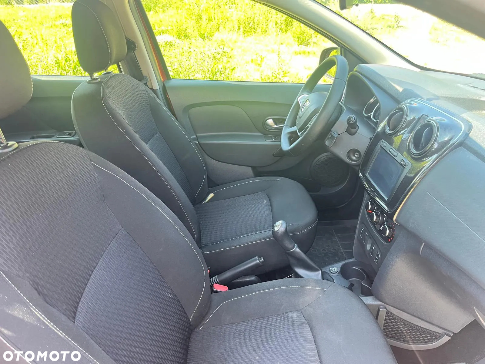 Dacia Sandero 0.9 TCe SL Celebration - 9
