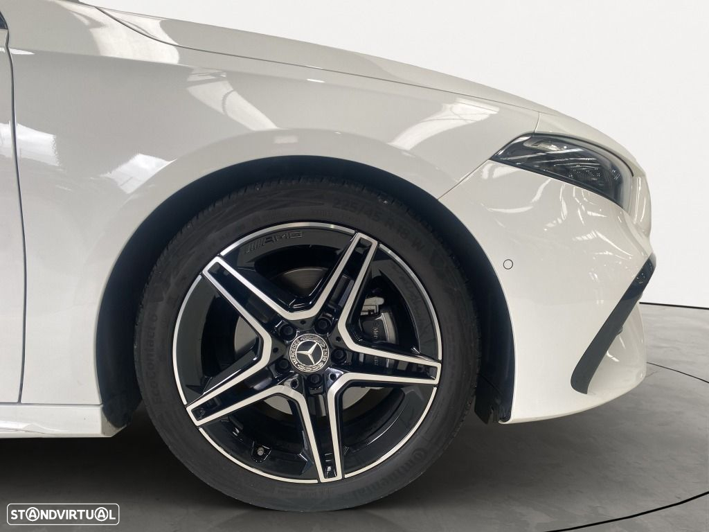 Mercedes-Benz A 200 - 6