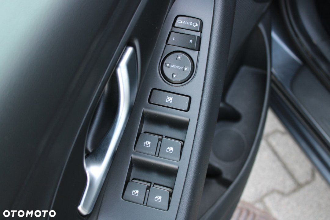 Hyundai i30 - 23