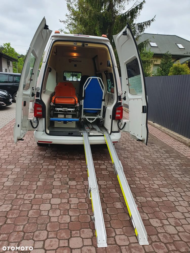 Volkswagen Transporter California DSG Beach - 12
