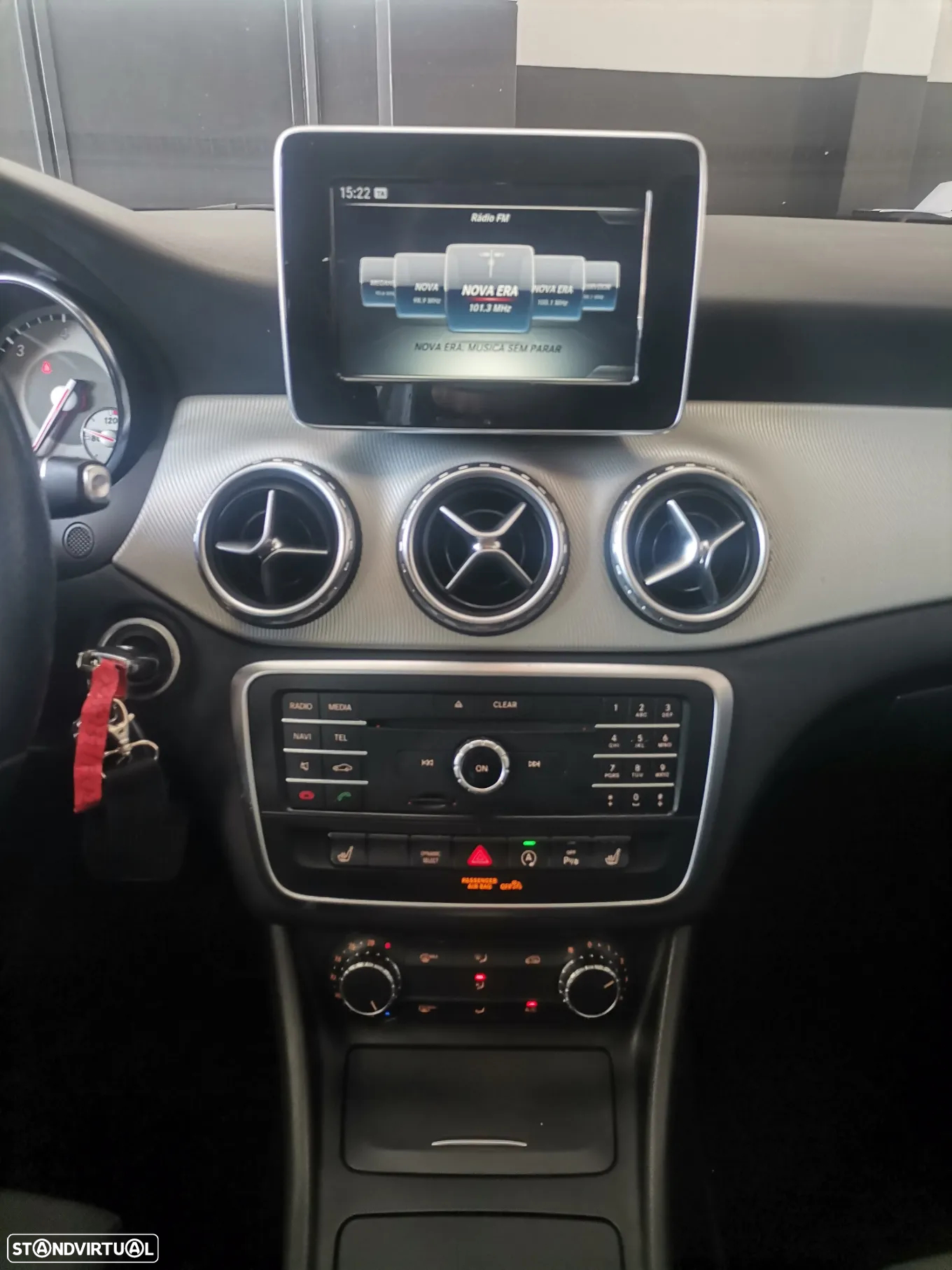 Mercedes-Benz GLA 200 d Urban Aut. - 14