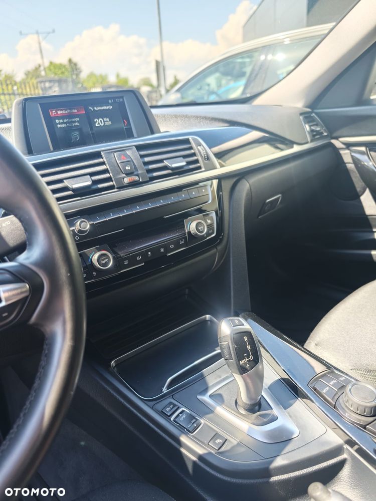 BMW Seria 3 320d - 3