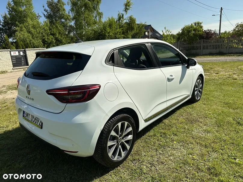 Renault Clio - 6