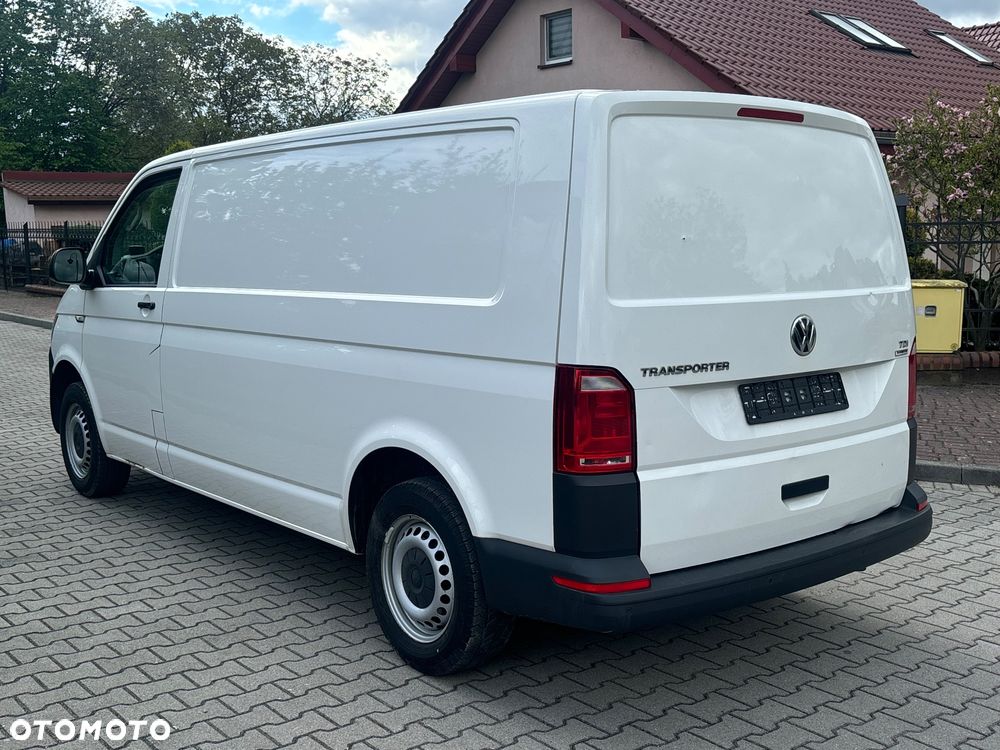 Volkswagen Transporter T6 - 6