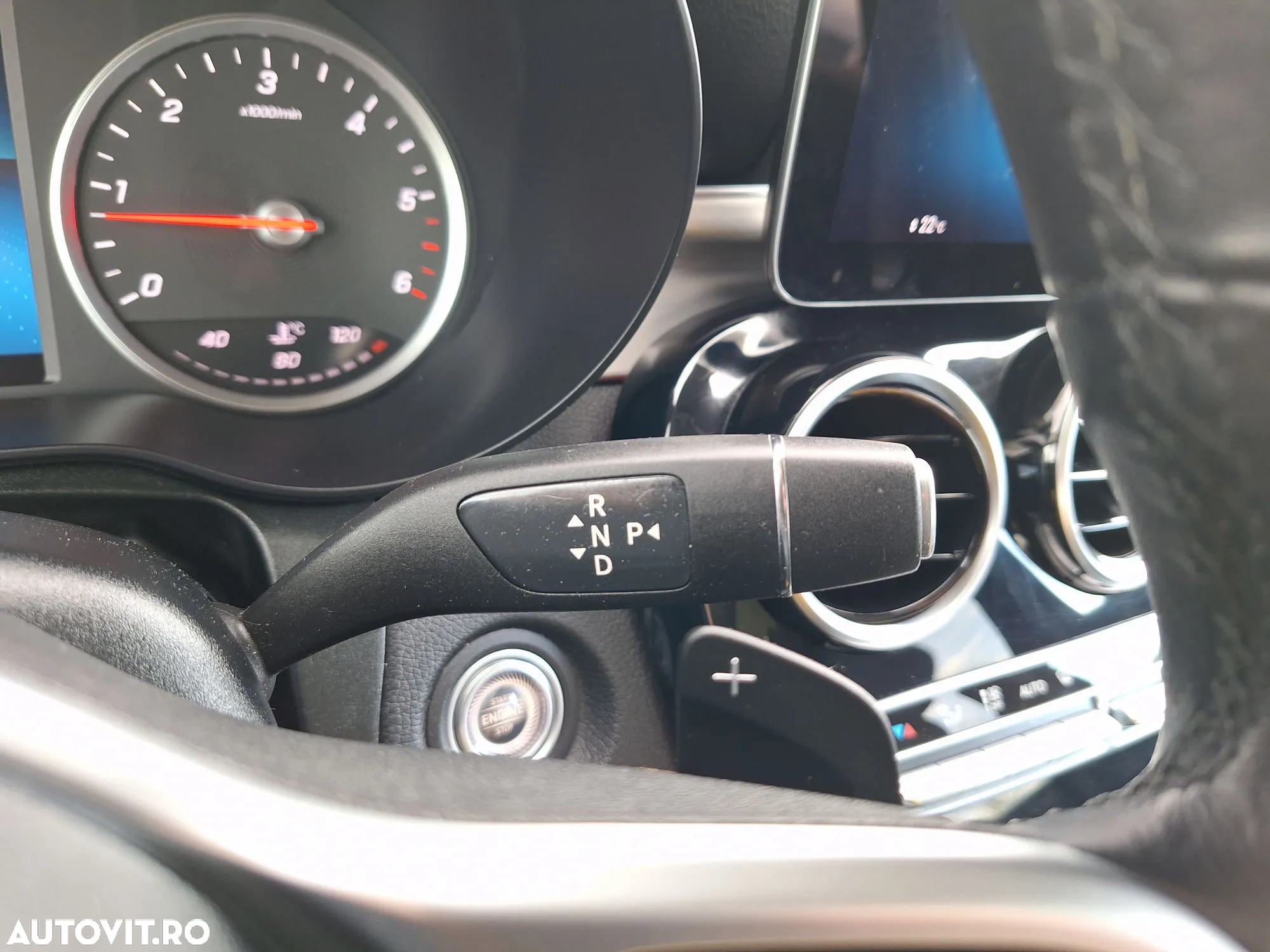 Mercedes-Benz GLC 220 d 4MATIC - 23