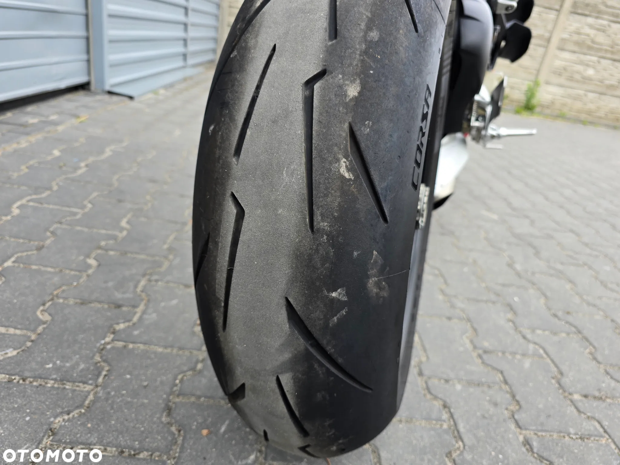 Ducati Streetfighter V4 - 12