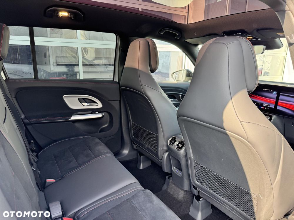 Mercedes-Benz GLB 200 mHEV 4-Matic 8G-eDCT - 19