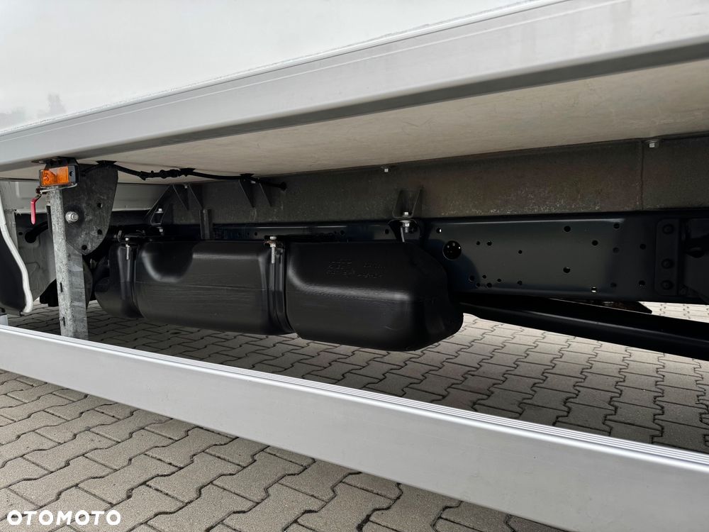 Iveco Daily‼️72C18‼️2021r 3.0 HI-MATIC Chłodnia/Mroźnia zakres -32C THERMO KING V-500 MAX Źródło Zasilania 400V Grube Ściany/Podłoga Przegroda komorowa‼️ Full LED na bliźniaku Salon Polska DMC7200kg - 32