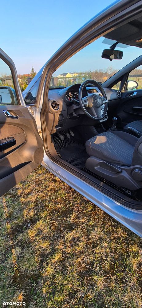 Opel Corsa - 7