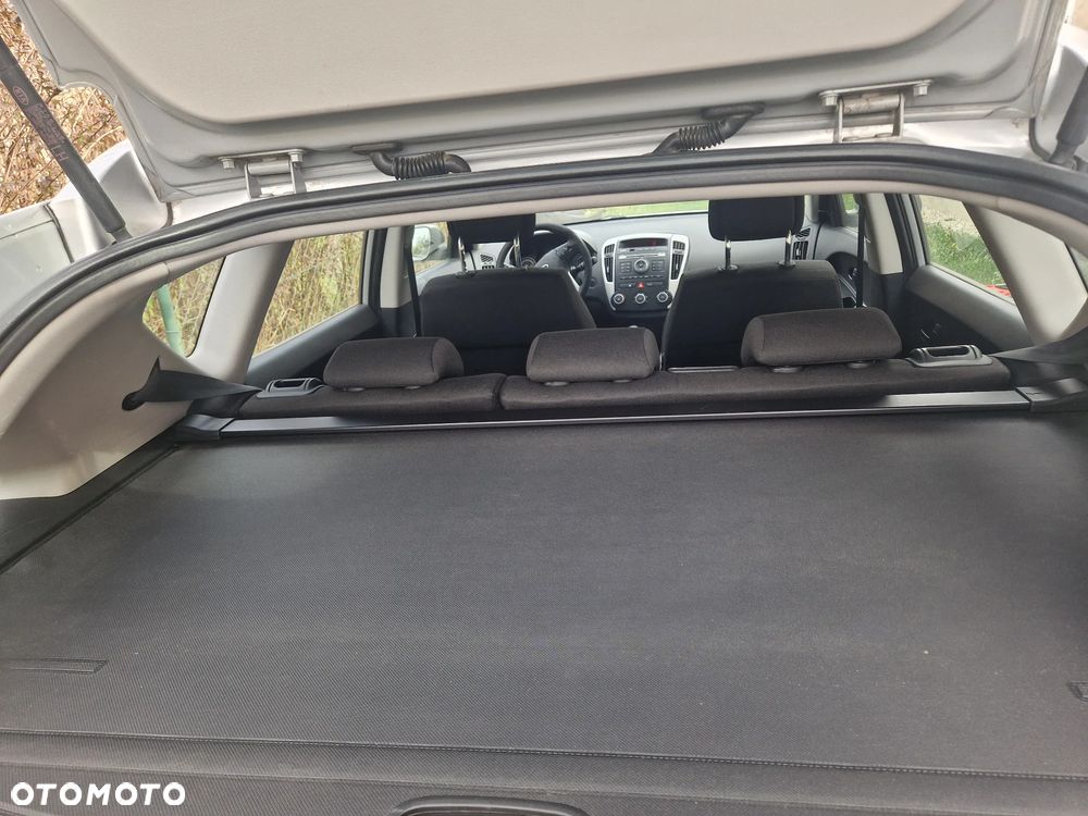 Kia Ceed - 35