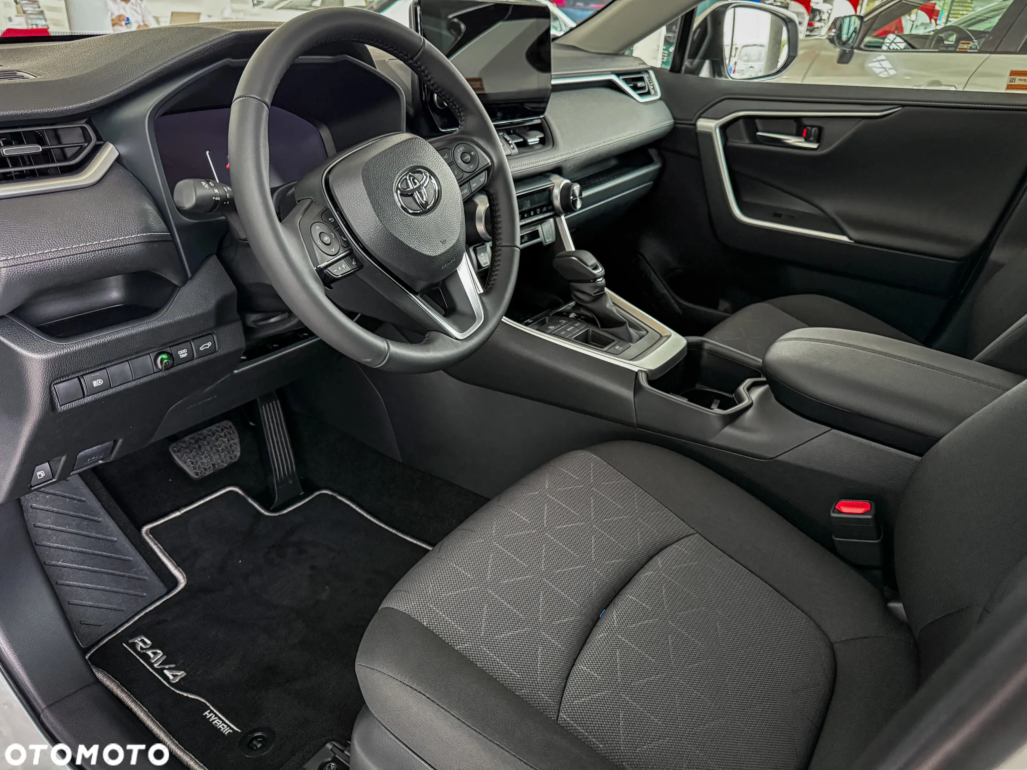 Toyota RAV4 - 12