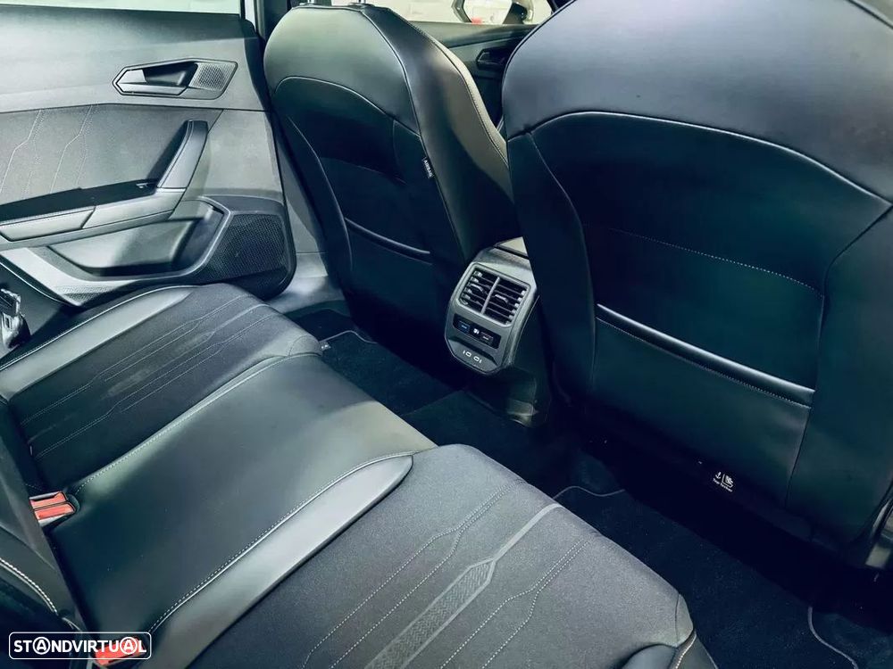 Cupra Formentor 1.4 e-Hybrid DSG - 22