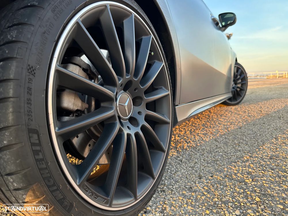 Mercedes-Benz A 35 AMG 4Matic - 36