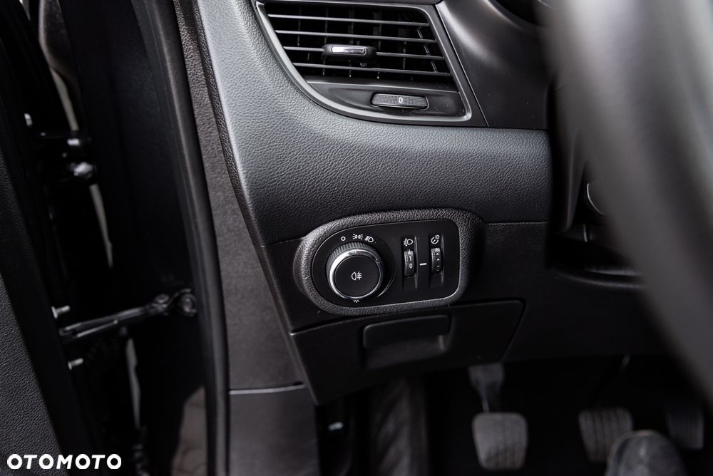 Opel Zafira Tourer 1.4 Turbo Sport - 27