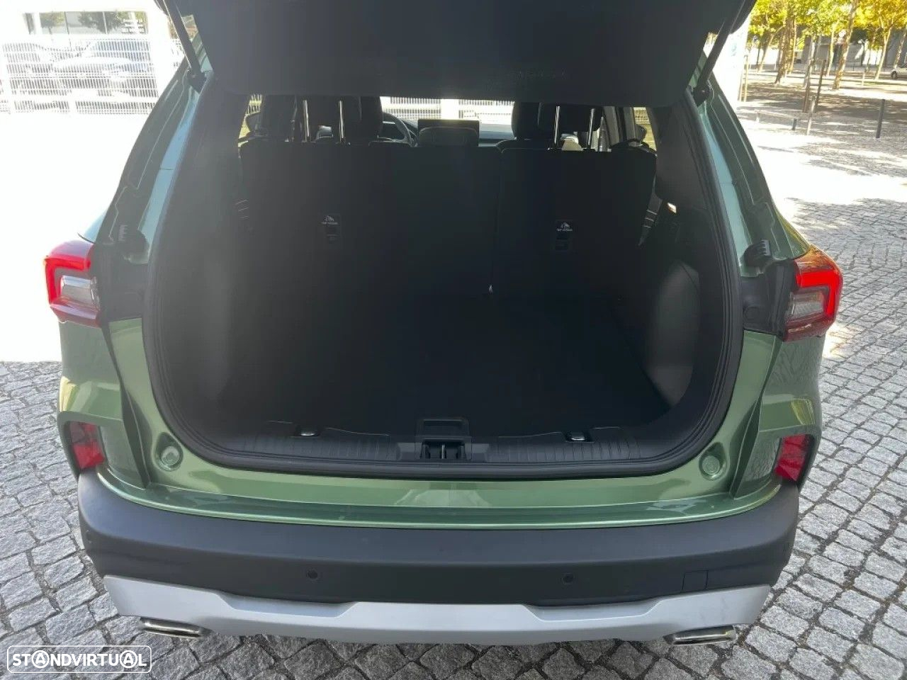 Ford Kuga - 9
