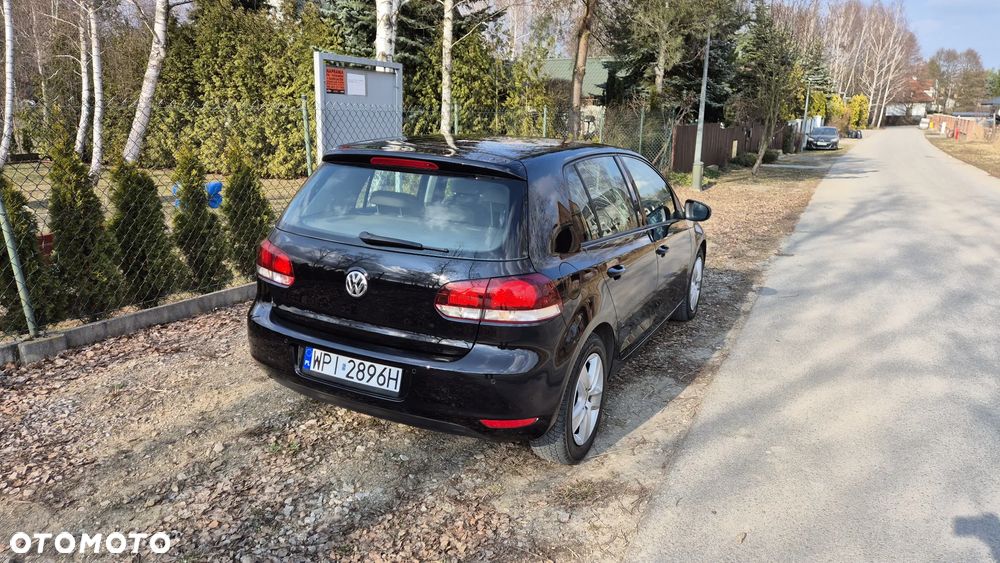 Volkswagen Golf 1.6 Comfortline - 5