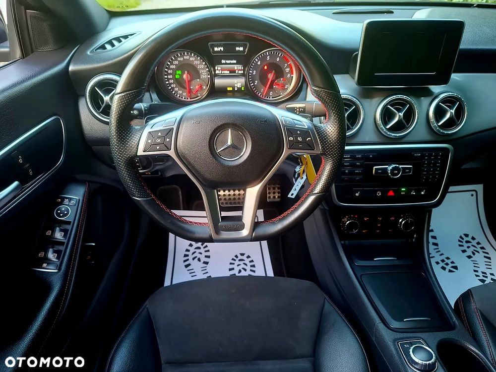 Mercedes-Benz CLA - 22