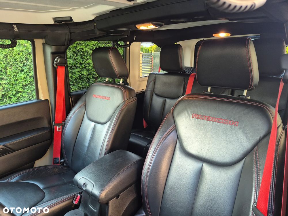 Jeep Wrangler 2.8 CRD Unlim Rubicon - 4