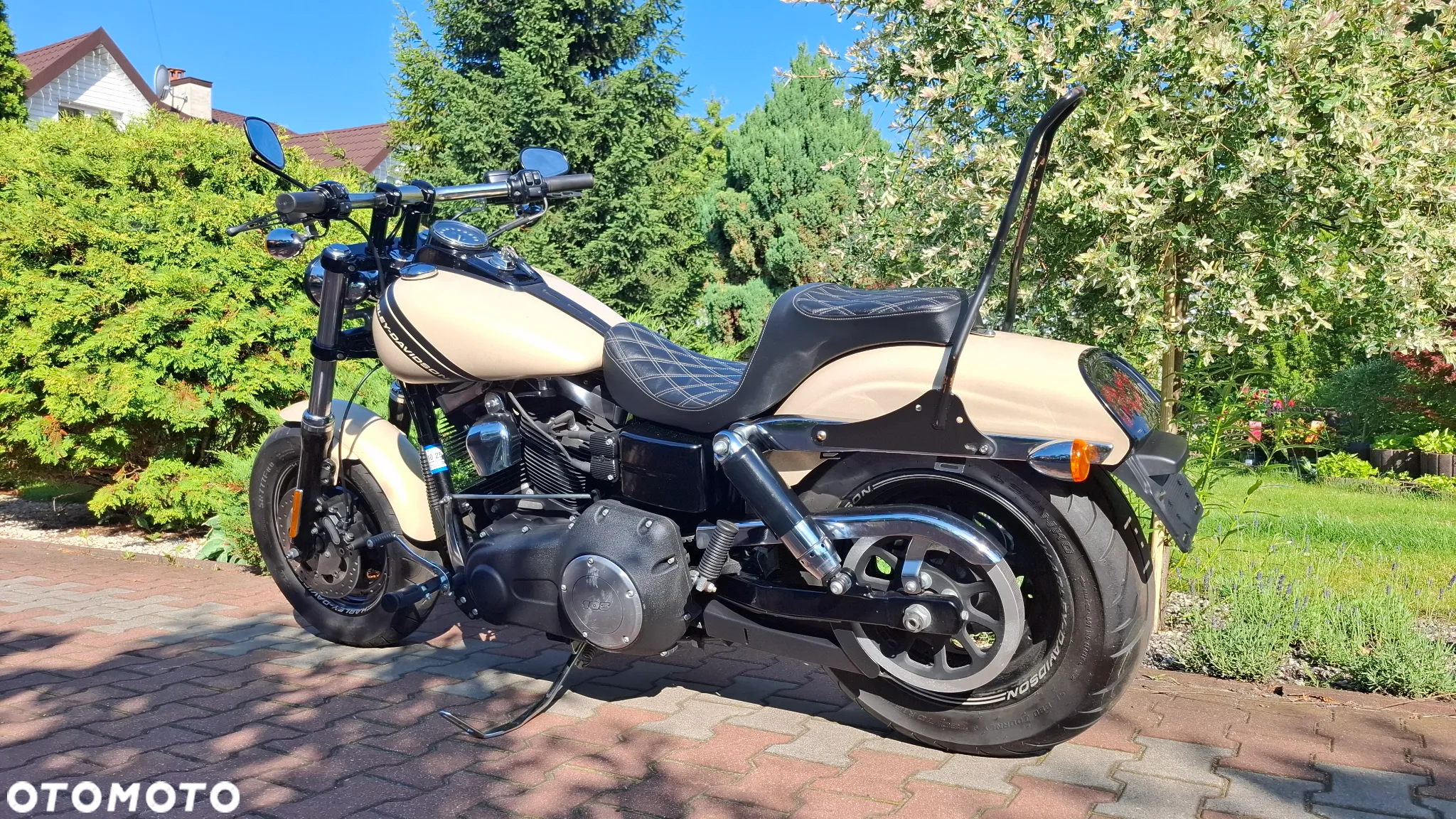 Harley-Davidson Dyna Fat Bob - 3