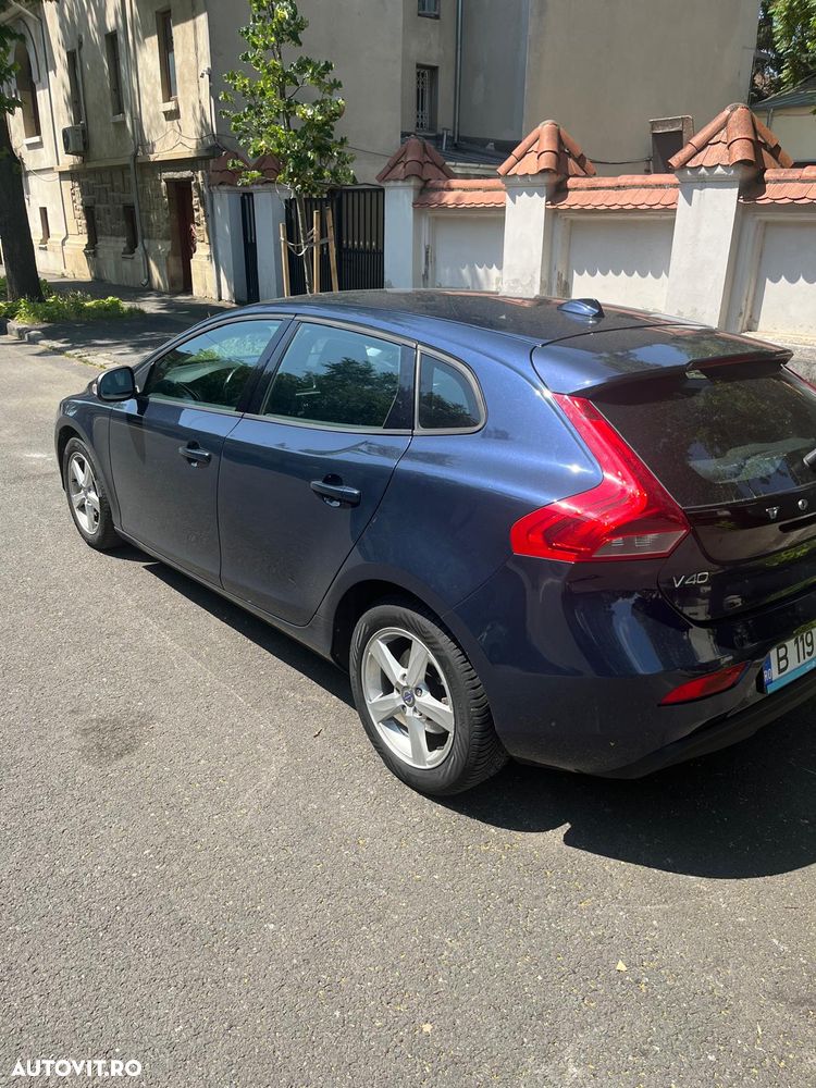 Volvo V40 D2 Kinetic - 6