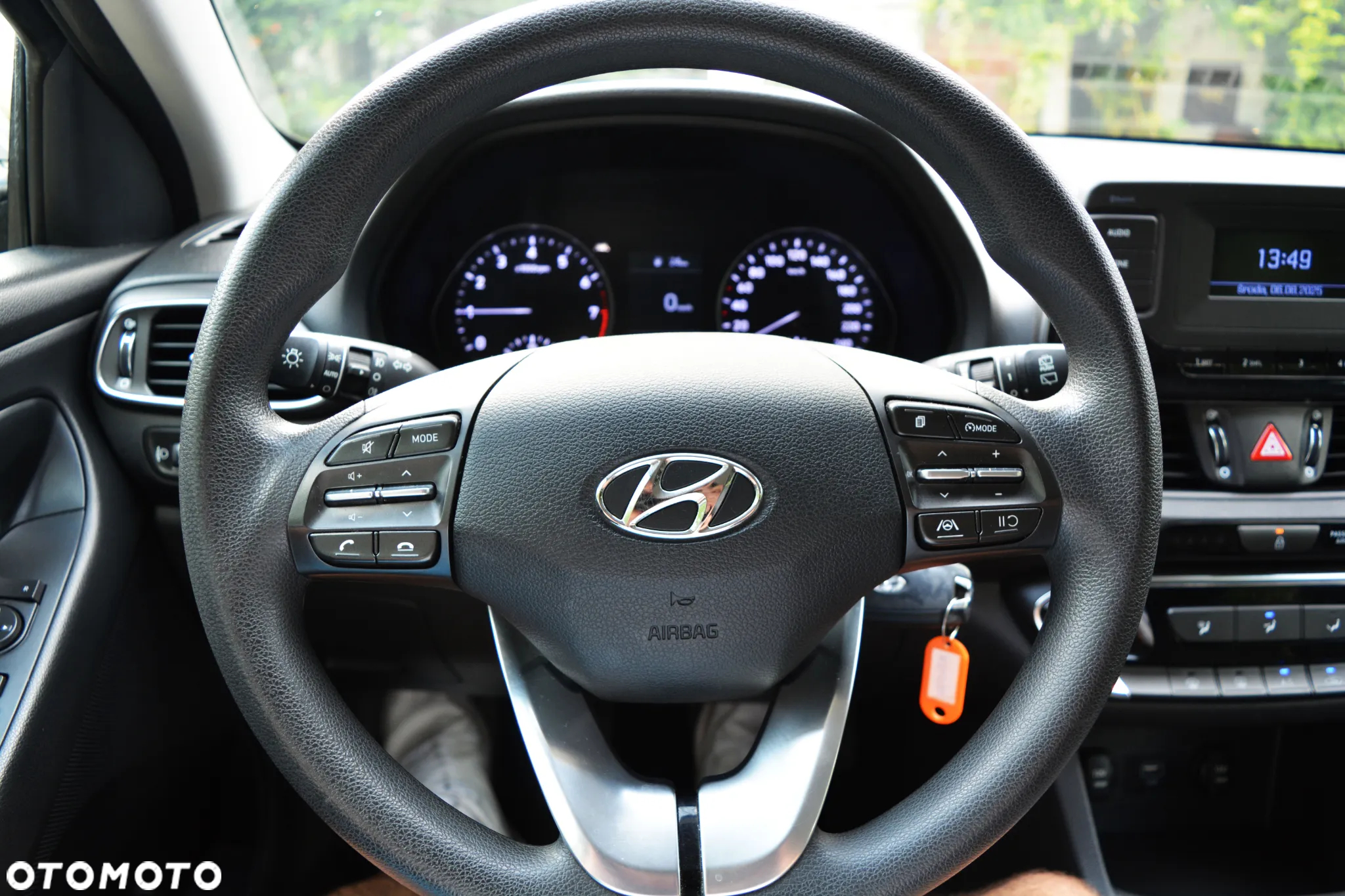 Hyundai i30 1.5 DPI Classic + - 13