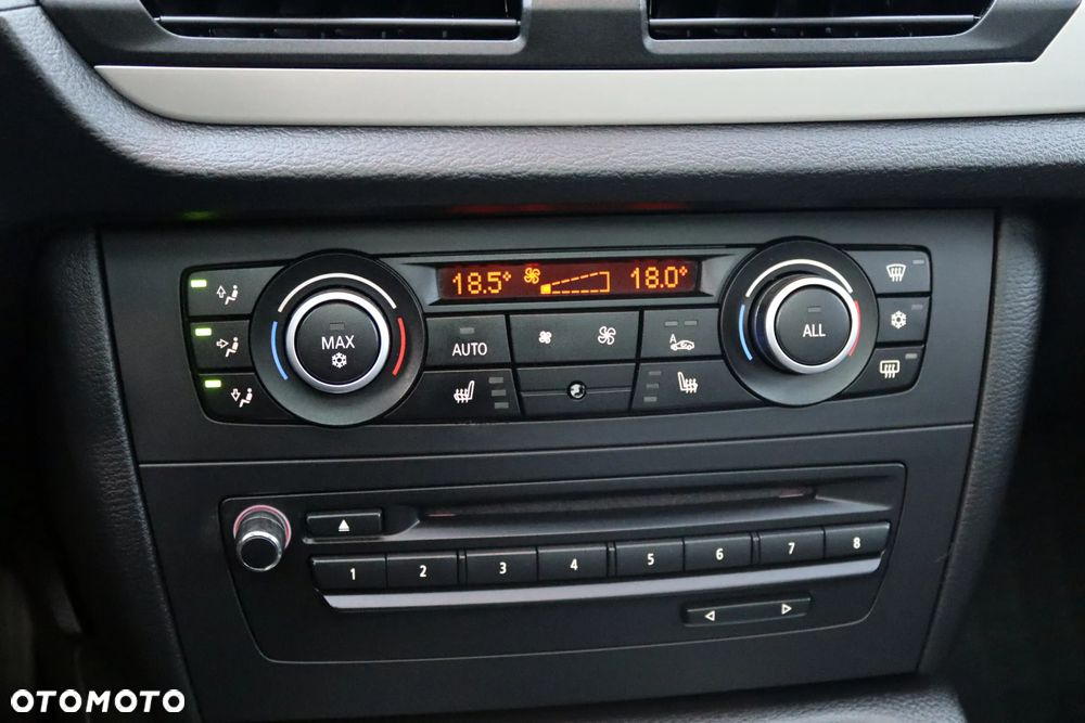 BMW X1 xDrive20d - 28