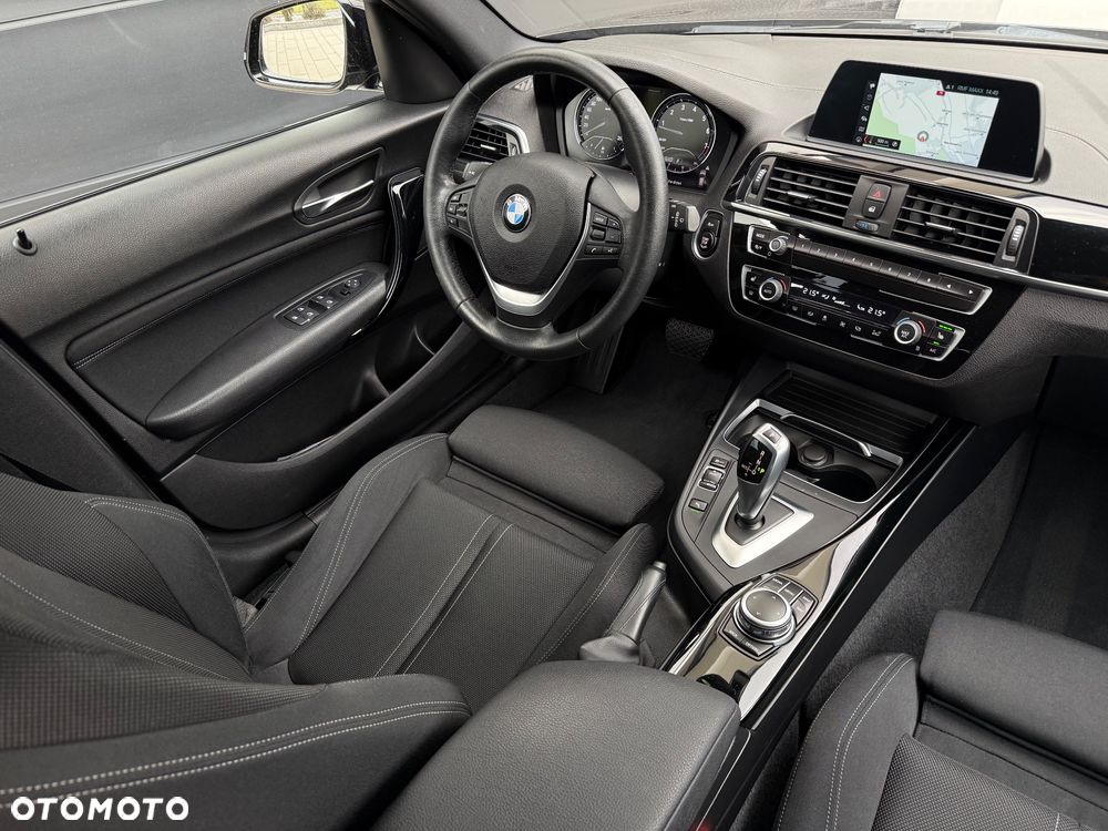 BMW Seria 1 120i Sport Line Shadow sport - 38