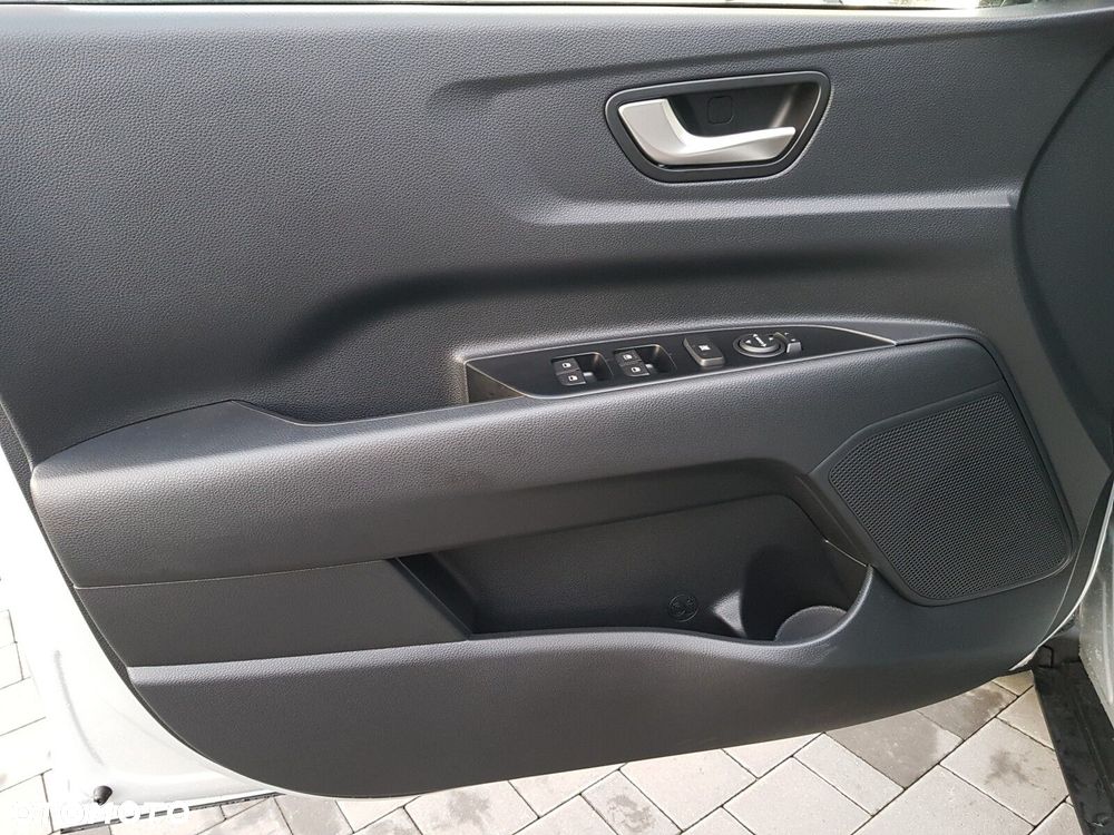 Kia Stonic 1.0 T-GDI M - 11