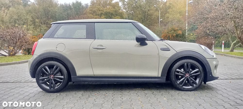 MINI ONE Essential Trim - 7