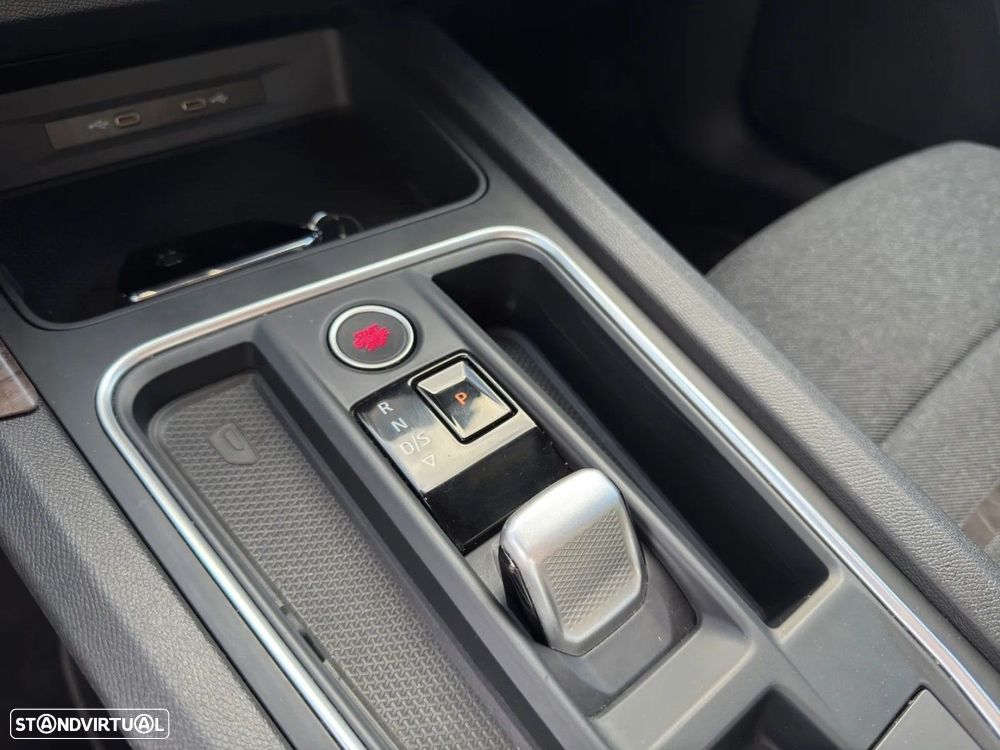 SEAT Leon 1.4 e-Hybrid Xcellence DSG - 21