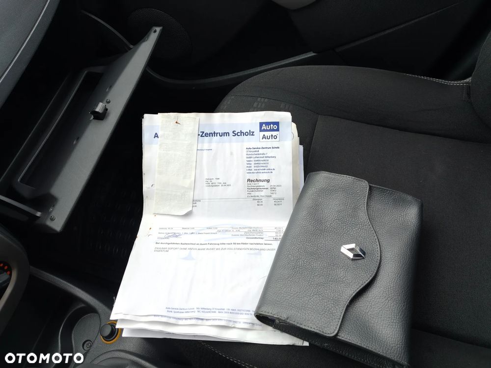 Dacia Sandero Stepway 1.6 - 37