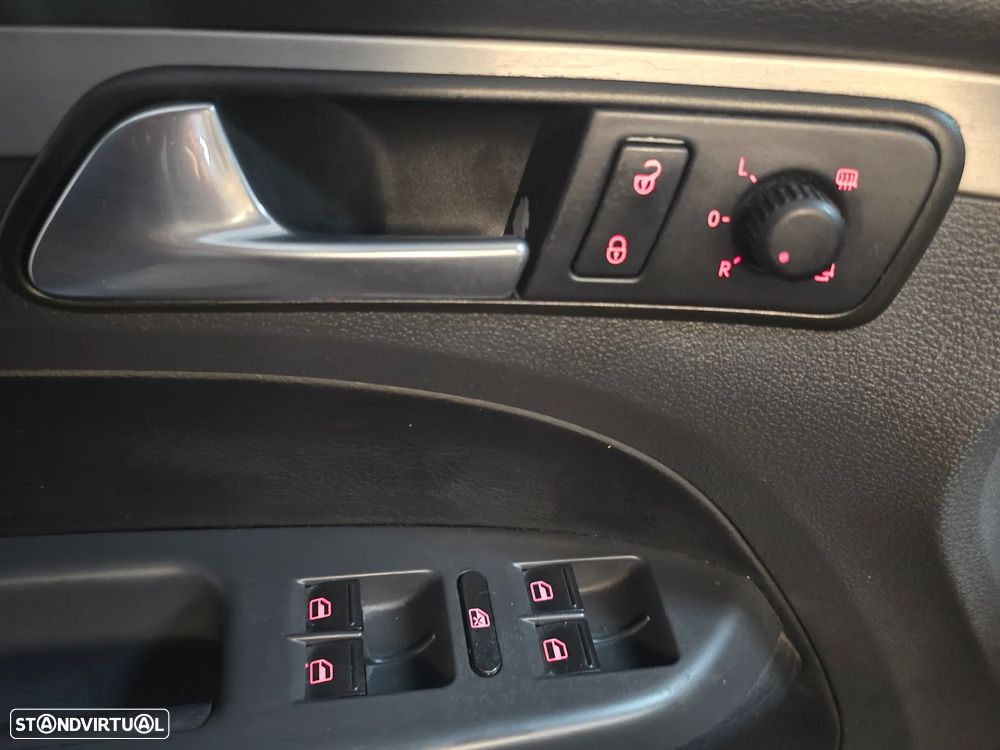 VW Touran 1.9 TDi Highline DSG 7V 7L - 14