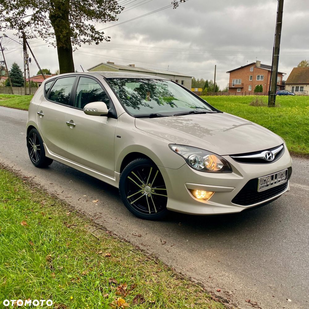 Hyundai i30 1.6 CRDI Edition Plus - 1