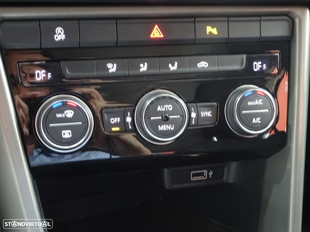 VW T-Roc 1.6 TDI Style - 27