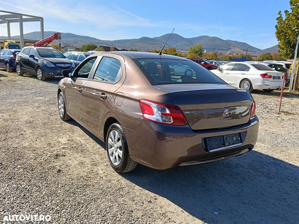 PEUGEOT 301