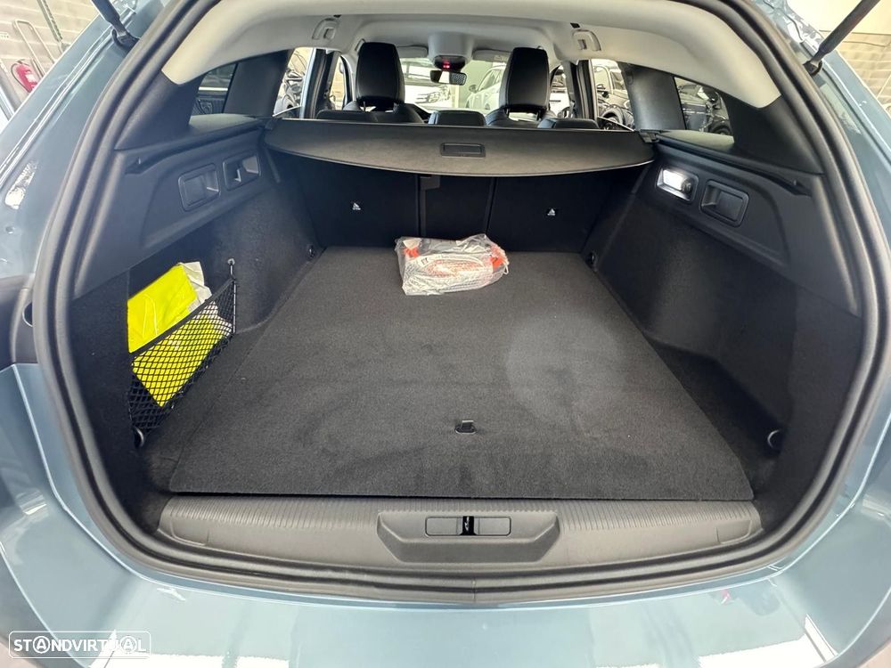 Peugeot 308 SW 1.6 Hybrid Allure e-DCS7 - 11