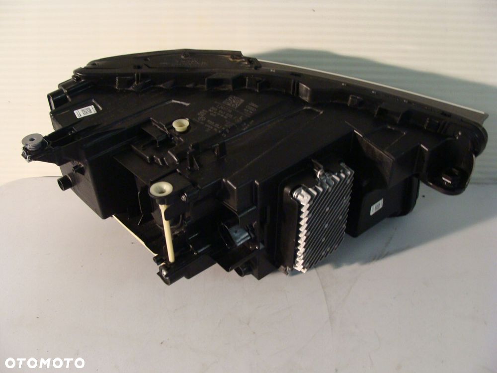 lampa lewa przód matrix audi q4 e-tron 89a941035f !! - 4