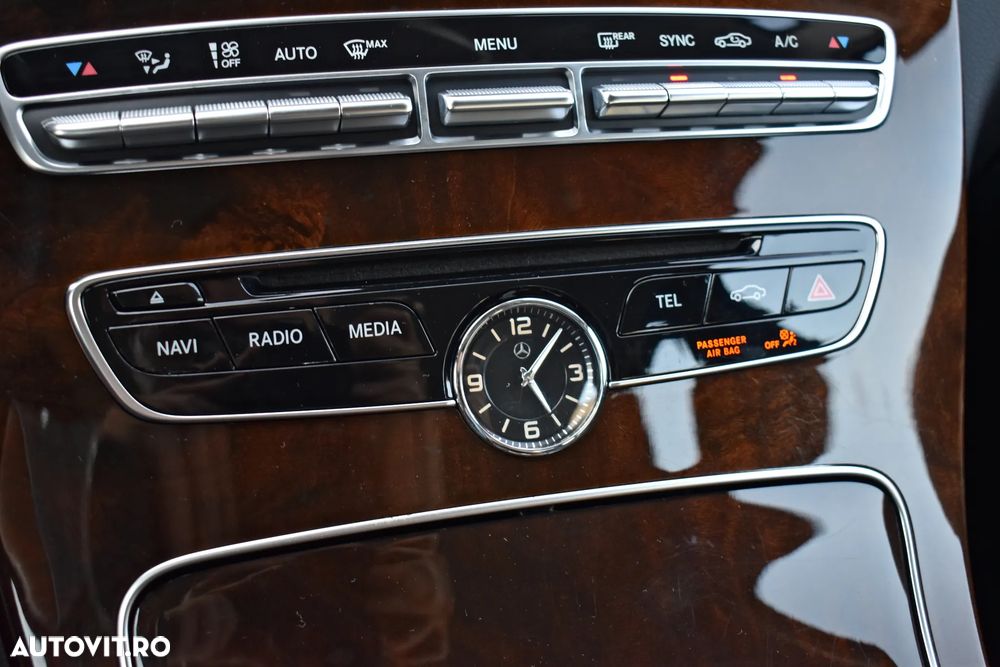 Mercedes-Benz C - 21