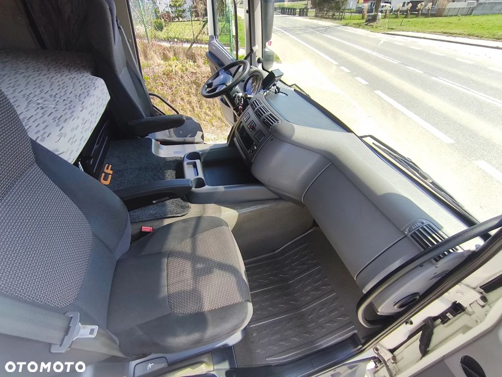 DAF CF 460 / 6 x 2 / Oś Skrętna / Chłodnia / Termo King / Sprowadzony / Sypialka / - 17