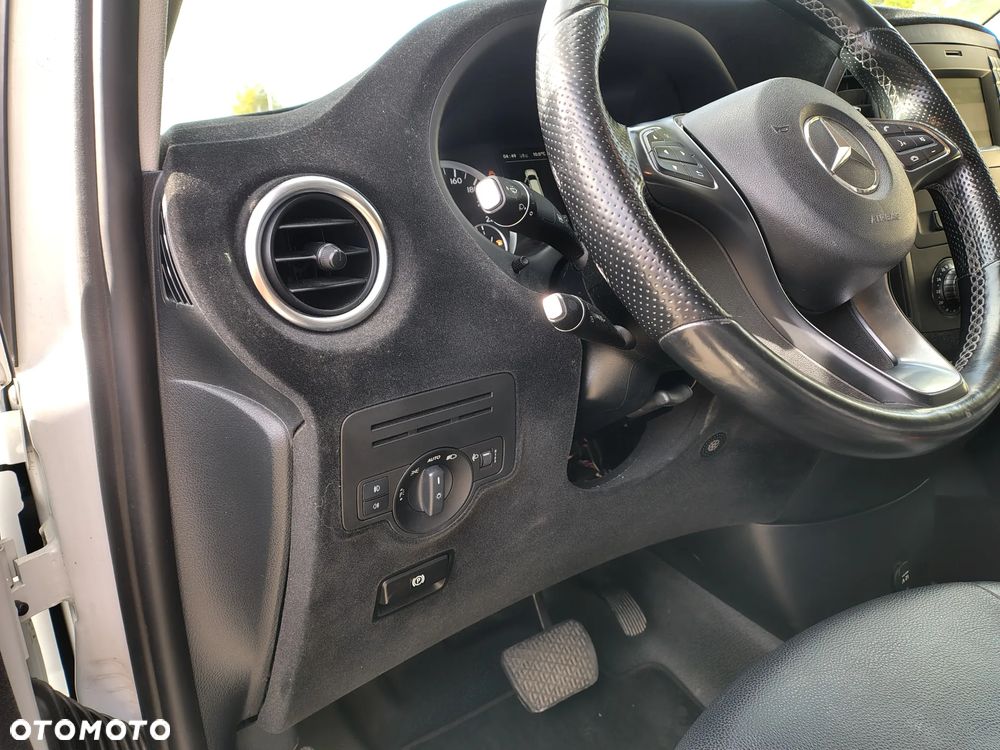 Mercedes-Benz VITO - 40