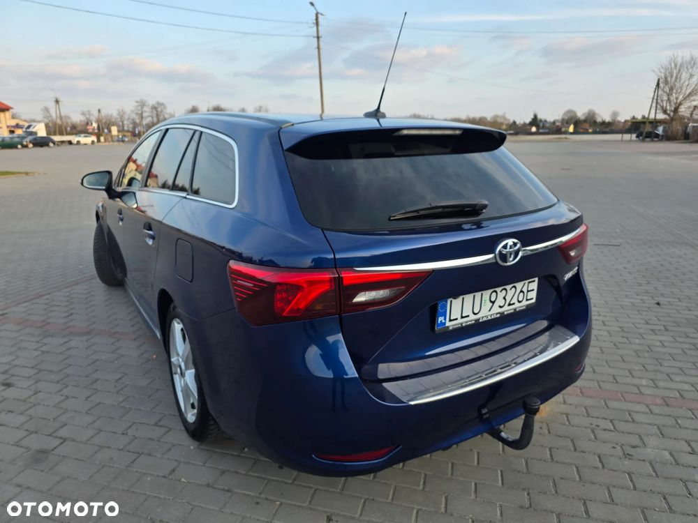 Toyota Avensis Touring Sports 1.8 Multidrive S Comfort - 8