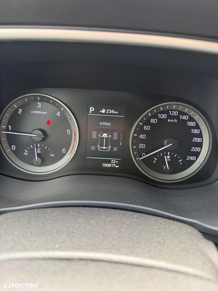 Hyundai Tucson 2.0 CRDI 4WD 8AT Luxury - 20