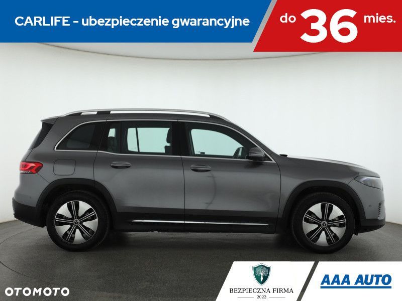 Mercedes-Benz EQB - 8