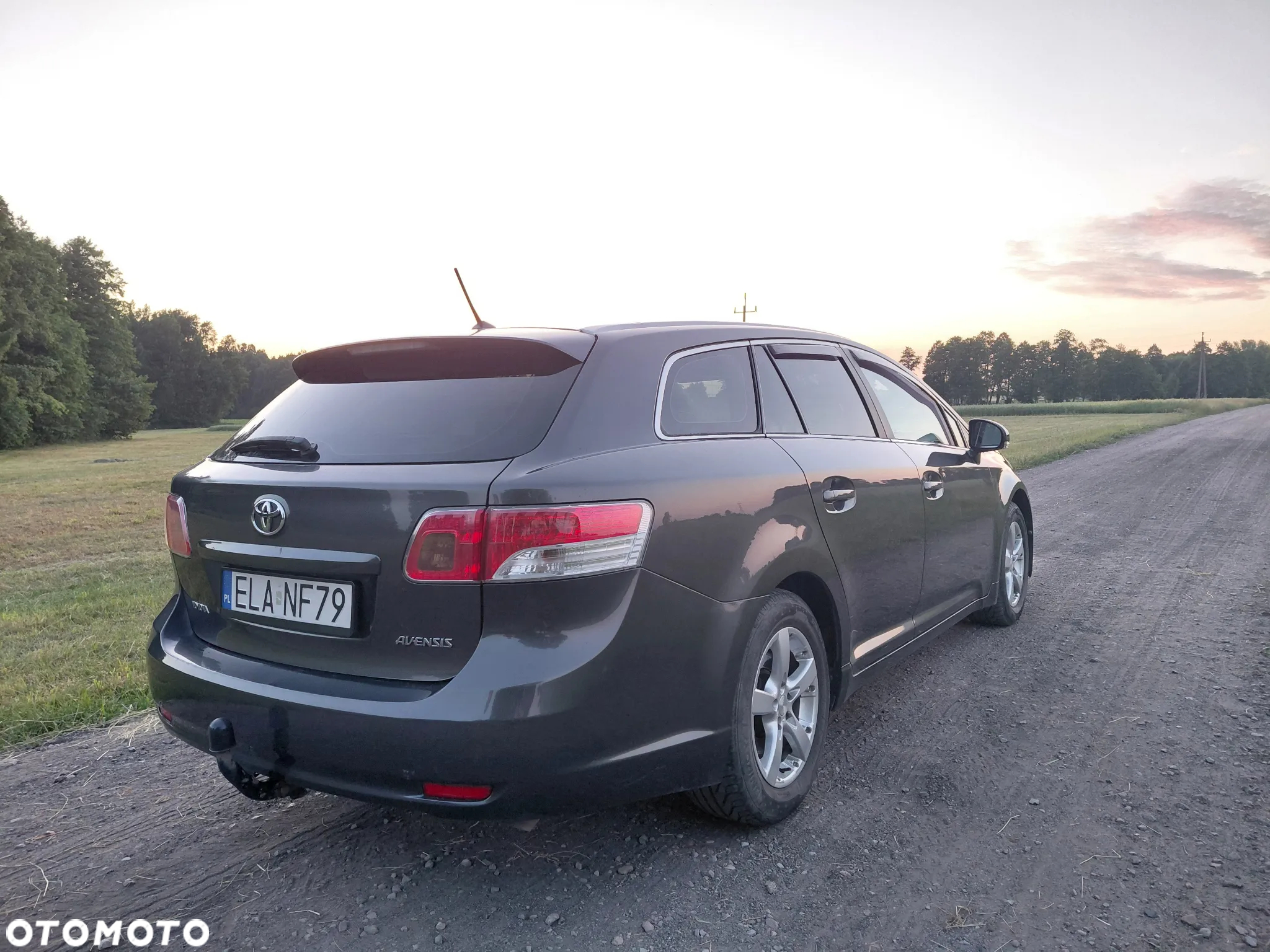 Toyota Avensis 2.0 D-4D Sol - 4