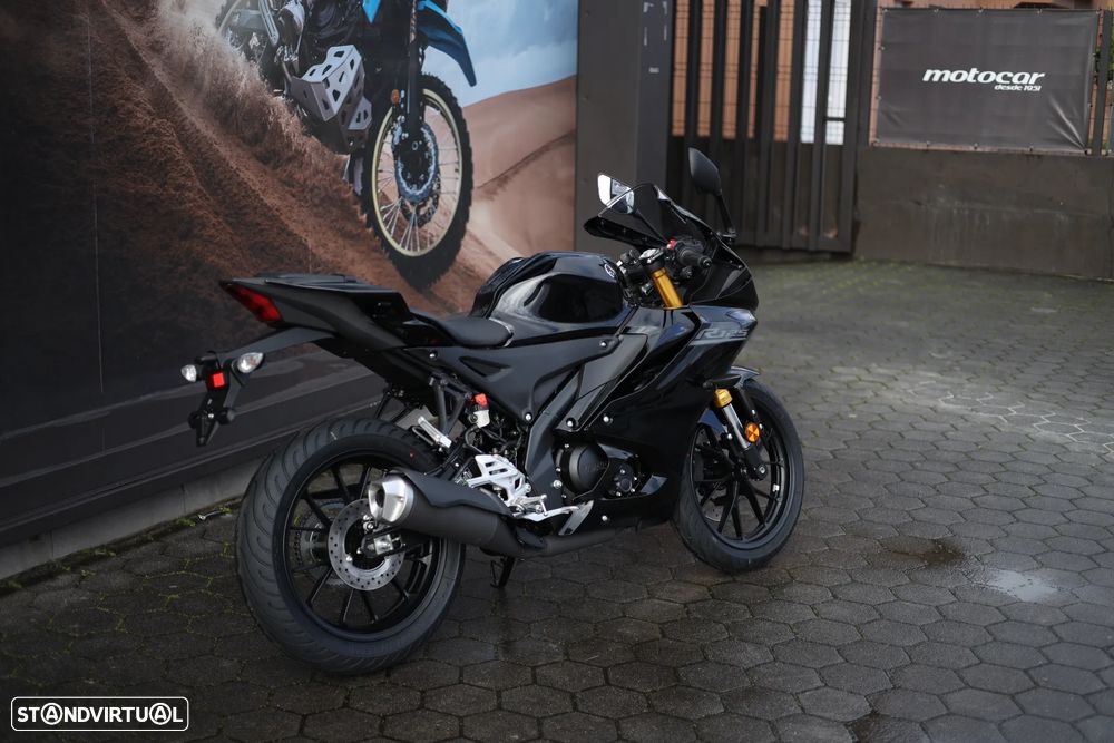 Yamaha YZF R-125 - 12